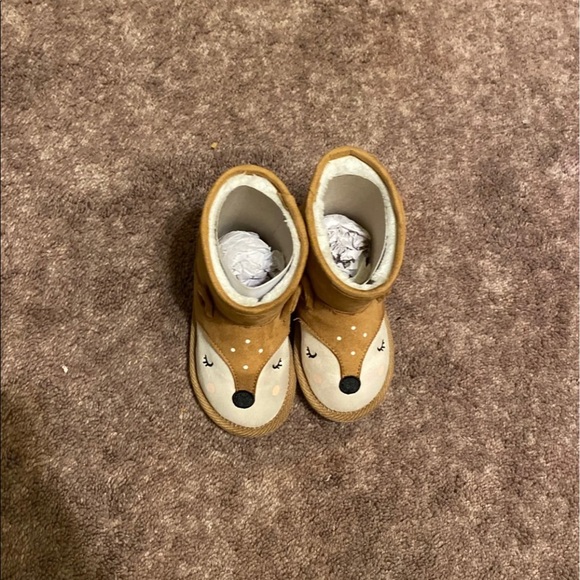 Old Navy Fur Boots - Picture 2 of 5